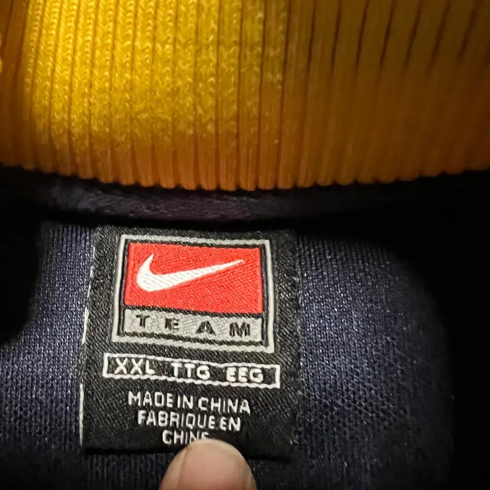 Nike marquette golden